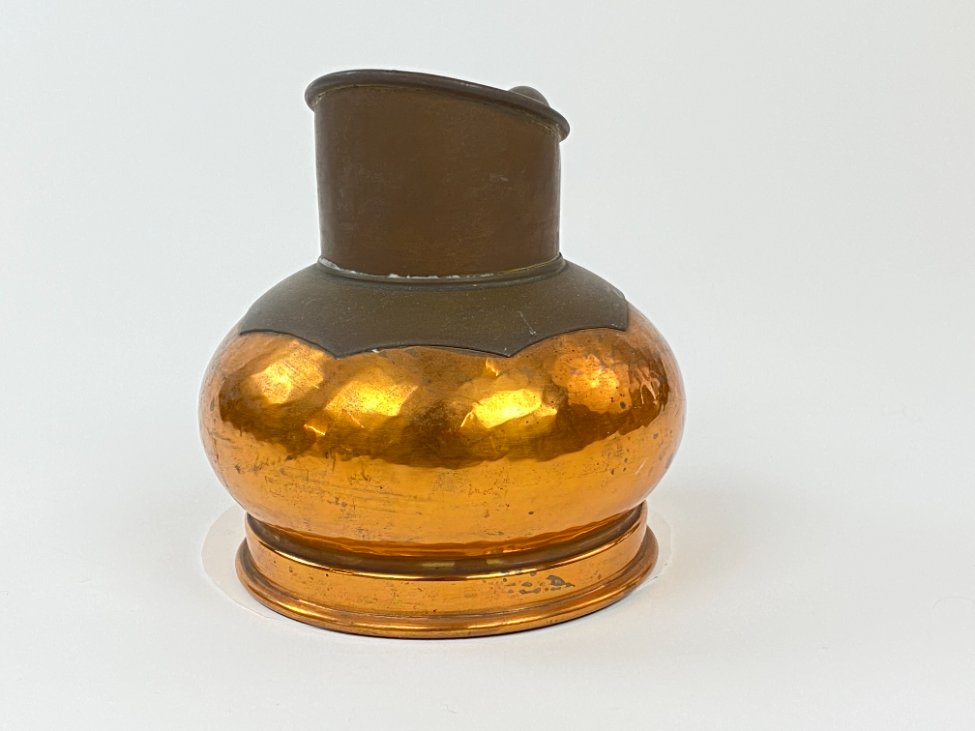 DP0258-metaliniai-indai-2 Varinis ąsotėlis 620 ml 12,5x15x13,5 cm