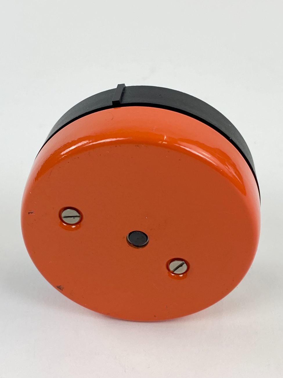 DP0272-kita-laikrodziai-5 Vintažinis “Junghans” mechaninis laikmatis (max 60 min) 6x6x3,5 cm