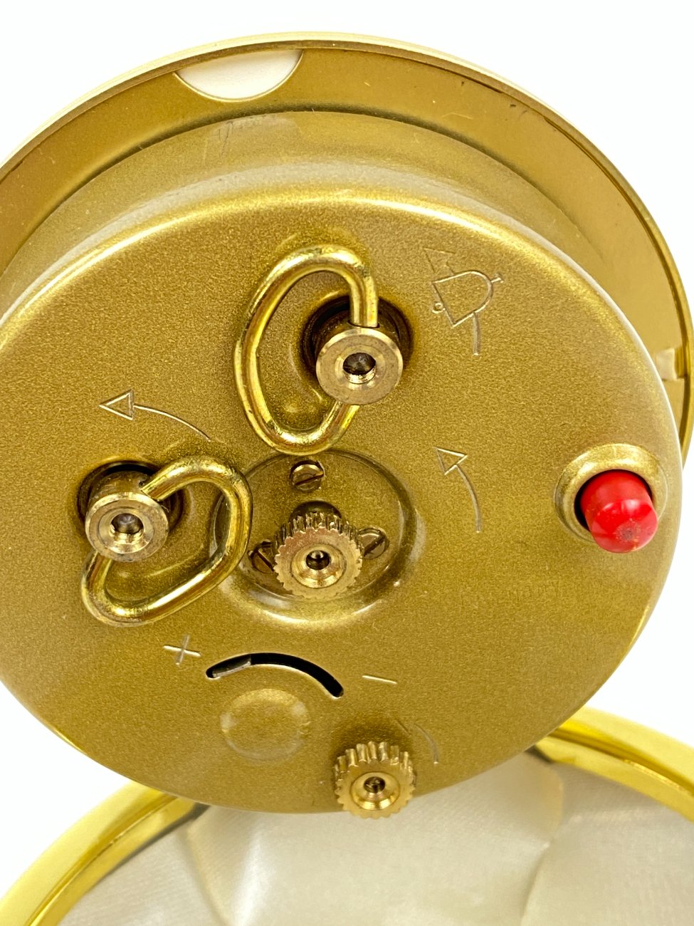 DP0273-kiseniniai-laikrodziai-7 Vintažinis Junghans kišeninis mechaninis laikrodis su žadintuvu 8,5x8x3 cm