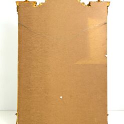 Rokoko stiliaus veidrodis aukso spalvos medžio ir gipso rėmu 13x127x197 cm