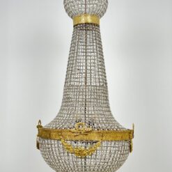 Pakabinamas šviestuvas su žalvariu ir stiklinėmis detalėmis 80x80x172 cm