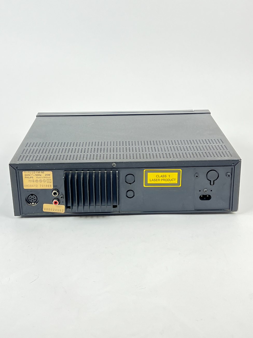 HN1419-kita-technika-5 Philips CD 150 CD grotuvas 30x32x8,5 cm