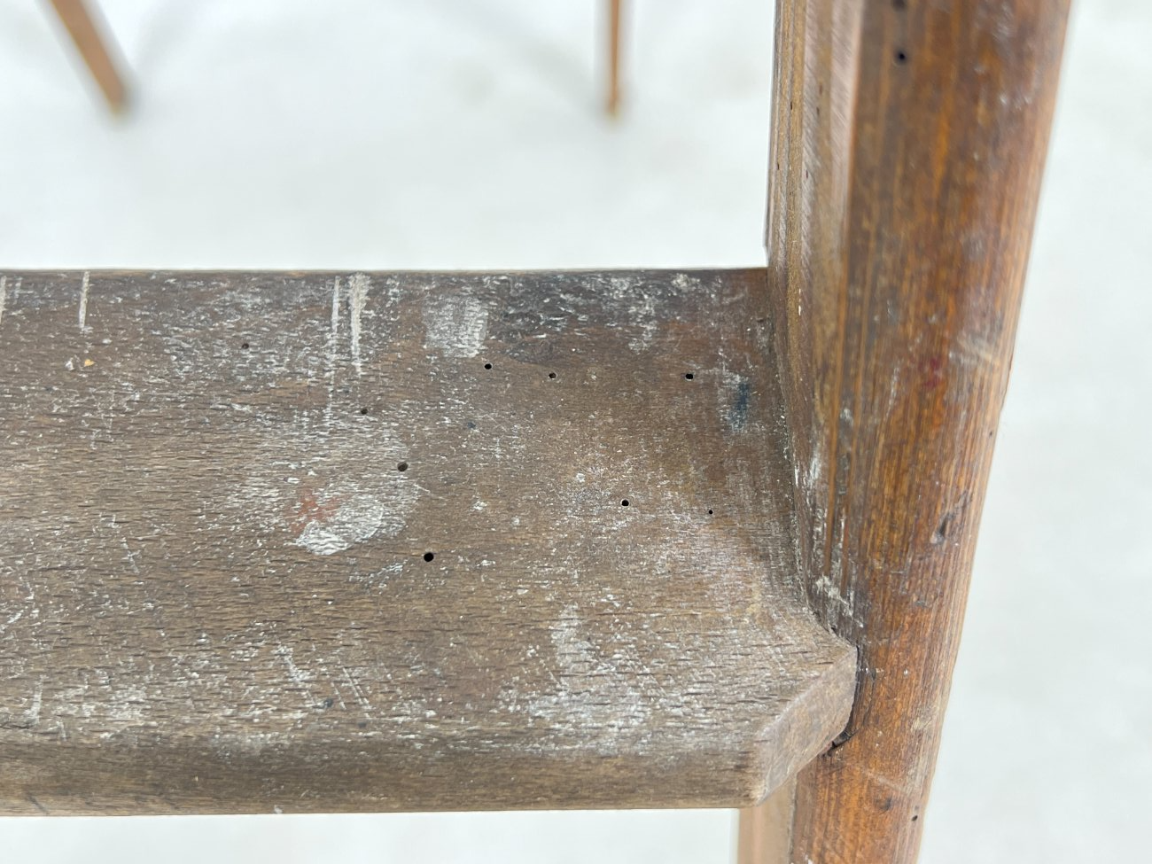 HN1455-irankiai-prietaisai-15 Vintažinės medinės dvipusės kopėčios 132x53x175,5 cm