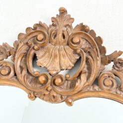 Barokinio stiliaus, drožinėto riešutmedžio rėmo pakabinamas veidrodis 8x68x118,5 cm