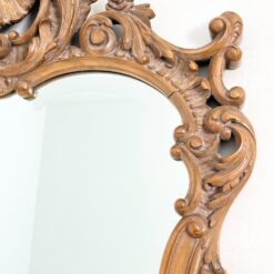 Barokinio stiliaus, drožinėto riešutmedžio rėmo pakabinamas veidrodis 8x68x118,5 cm