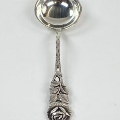 Sidabrinis serviravimo samtelis su rožės atvaizdu, 800 praba 4x13x1,5 cm