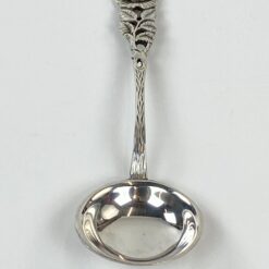 Sidabrinis serviravimo samtelis su rožės atvaizdu, 800 praba 4x13x1,5 cm