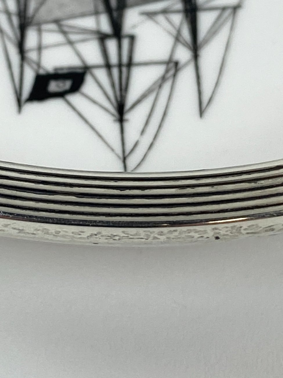 HN1470-dekoratyvines-lekstes-14 Porcelianinė Spode lėkštutė su 925 prabos sidabro apvadu 10,5×10,5×1,5 cm