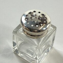 Stiklinė mini prieskoninė 925 prabos sidabriniu dangteliu 2,6×2,6×4,5 cm