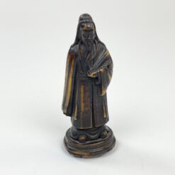 Plastikinė kinų išminčiaus statulėlė 3x4x10,5 cm