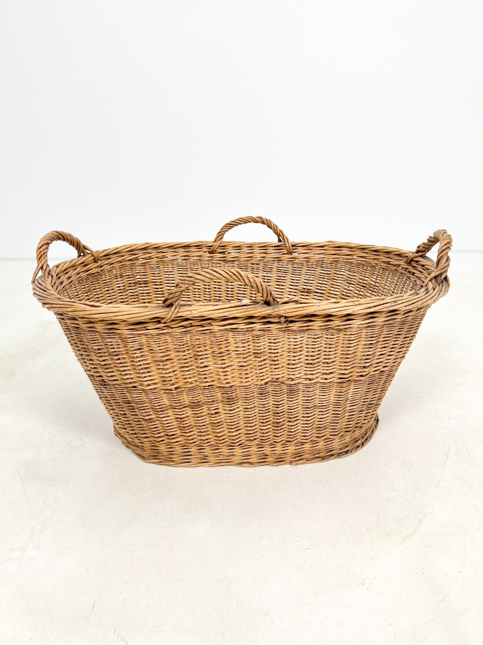 HN1488-kita-1 Didelis pintas krepšys su keturiomis rankenomis šonuose 59x85x44 cm