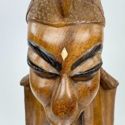 Medinis moters biustas su kaulo inkrustacijomis “Afrikietė” 20x18x45,5 cm