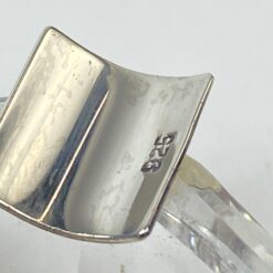 Stiklinė miniatiūrinė peleninė su 925 prabos sidabriniu grioveliu 6x5x2,5 cm