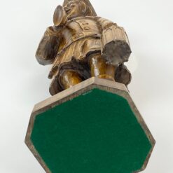 Medinė vyro su ragu ir žibintu statula 16x19x47 cm