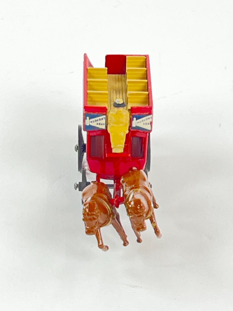 HN1504-figureles-3 Kolekcinė Lesney karietos su žirgais figūrėlė “Lipton’s Tea” 8×2,5×4,5 cm