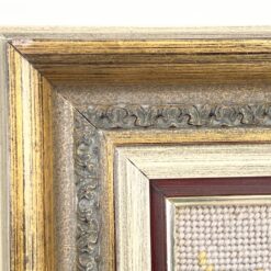 Siuvinėtas gamtos peizažas mediniame rėme 4,5×48,5×58,5 cm