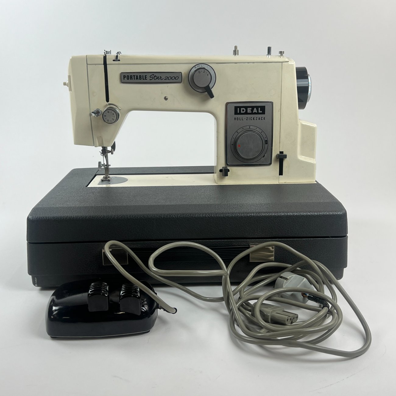 HN1514-siuvimo-masinos-0 Portable Star 2000 nešiojama siuvimo mašina 32,5×42,5×32 cm