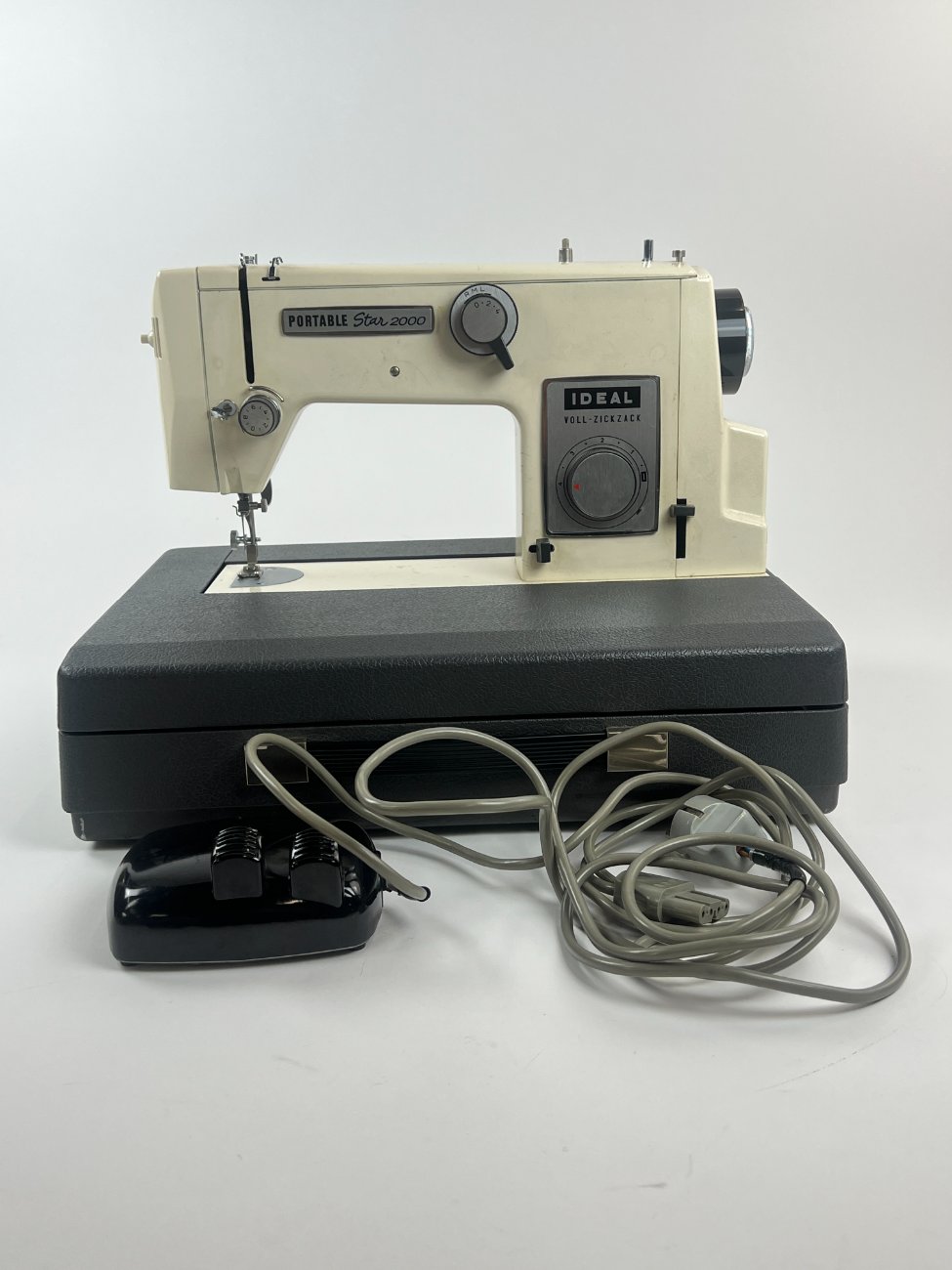 HN1514-siuvimo-masinos-1 Portable Star 2000 nešiojama siuvimo mašina 32,5×42,5×32 cm