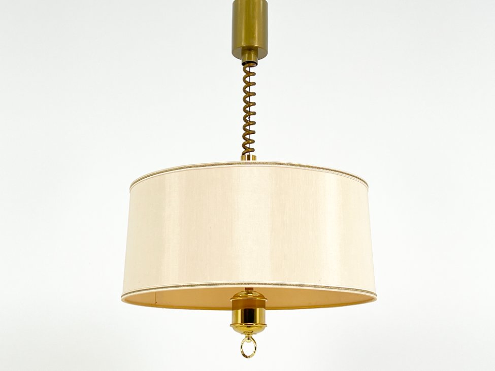 HN1526-pakabinami-sviestuvai-2 Reguliuojamo aukščio pakabinamas šviestuvas šviesiu gaubtu 43x43x57(+43) cm