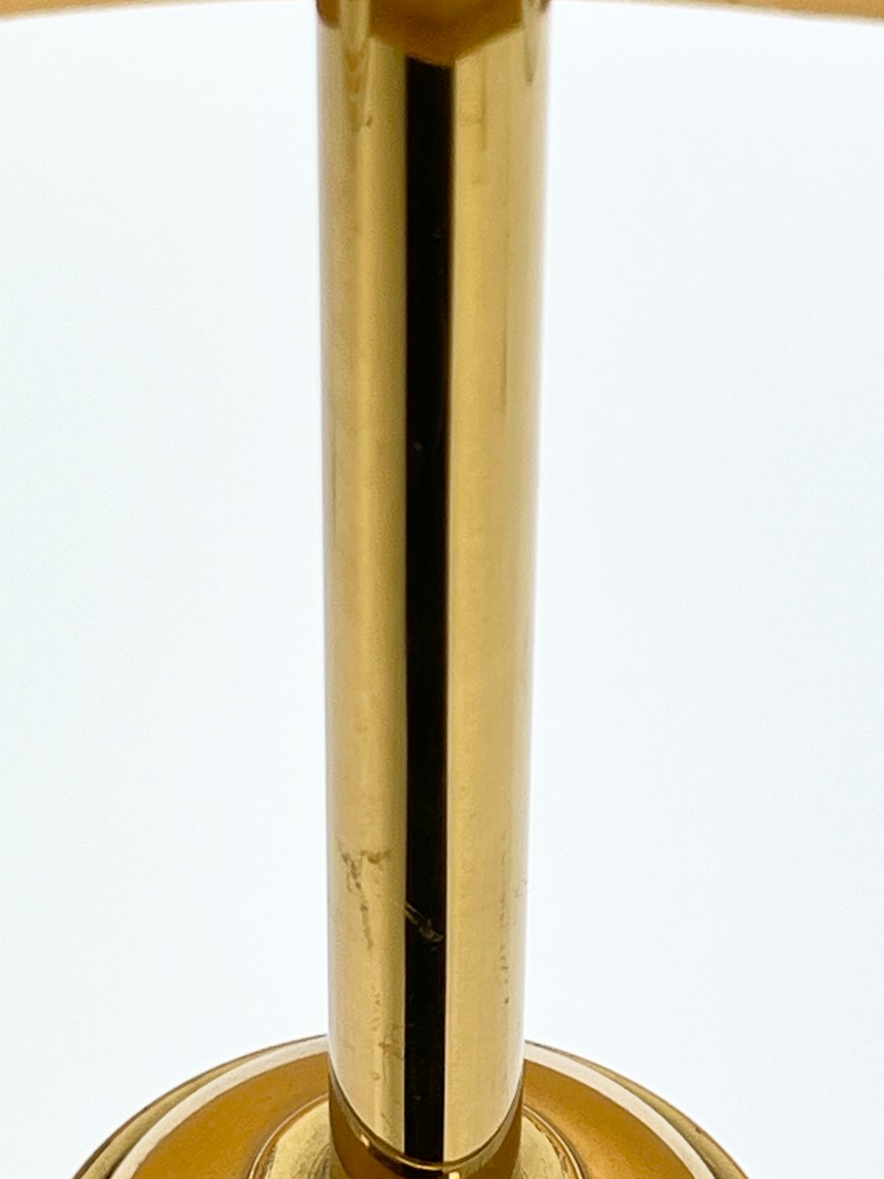 HN1526-pakabinami-sviestuvai-8 Reguliuojamo aukščio pakabinamas šviestuvas šviesiu gaubtu 43x43x57(+43) cm