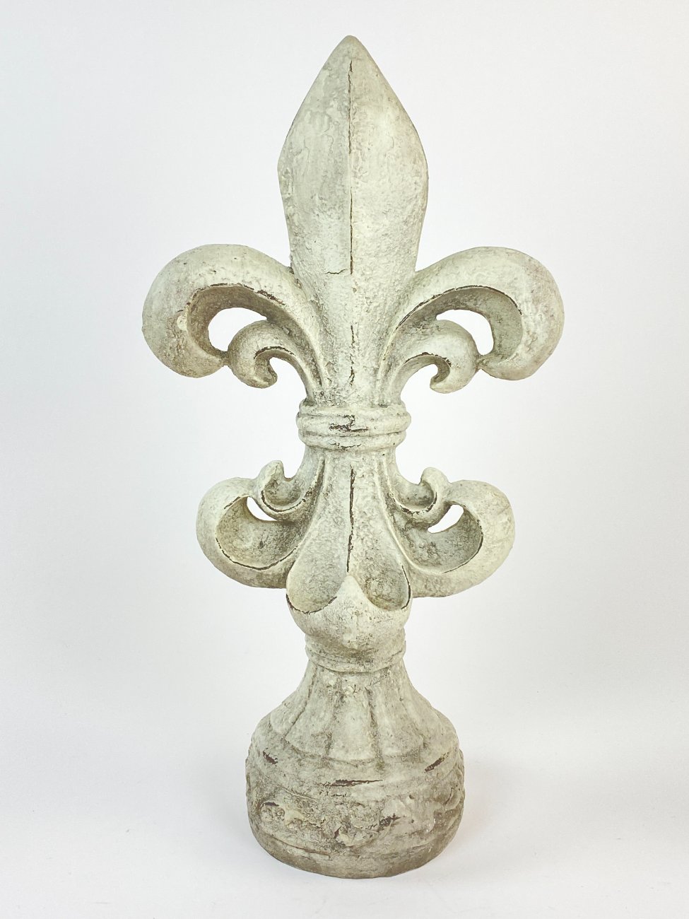 HN1527-kitokios-skulpturos-1 Heraldinės lelijos figūra iš plastiko 13,5×22,5×44 cm