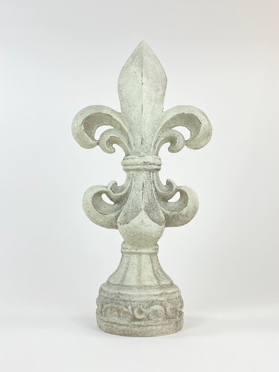 HN1527-kitokios-skulpturos-6 Heraldinės lelijos figūra iš plastiko 13,5×22,5×44 cm