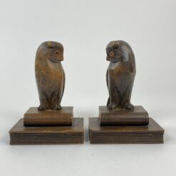 Mediniai knygų laikikliai su apuokų figūromis 2 vnt. komplektas 11x8x15,5 cm