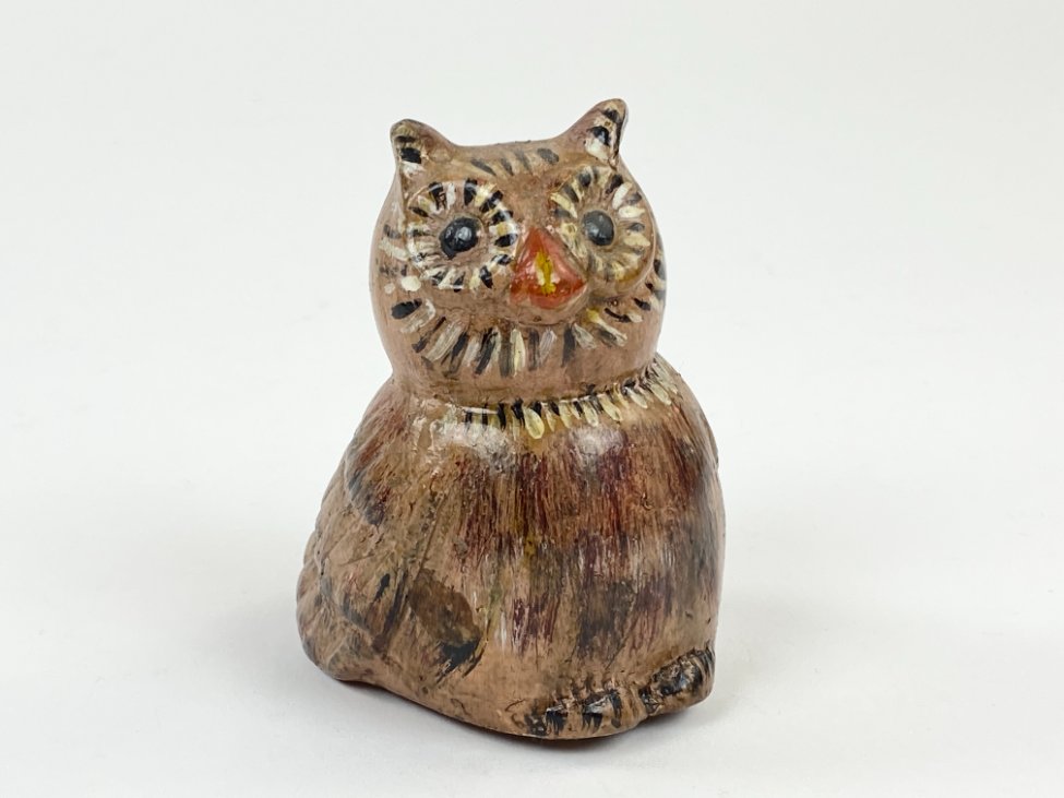 HN1544-keramikines-skulpturos-2 Molinė apuoko statulėlė 7x6x8,5 cm