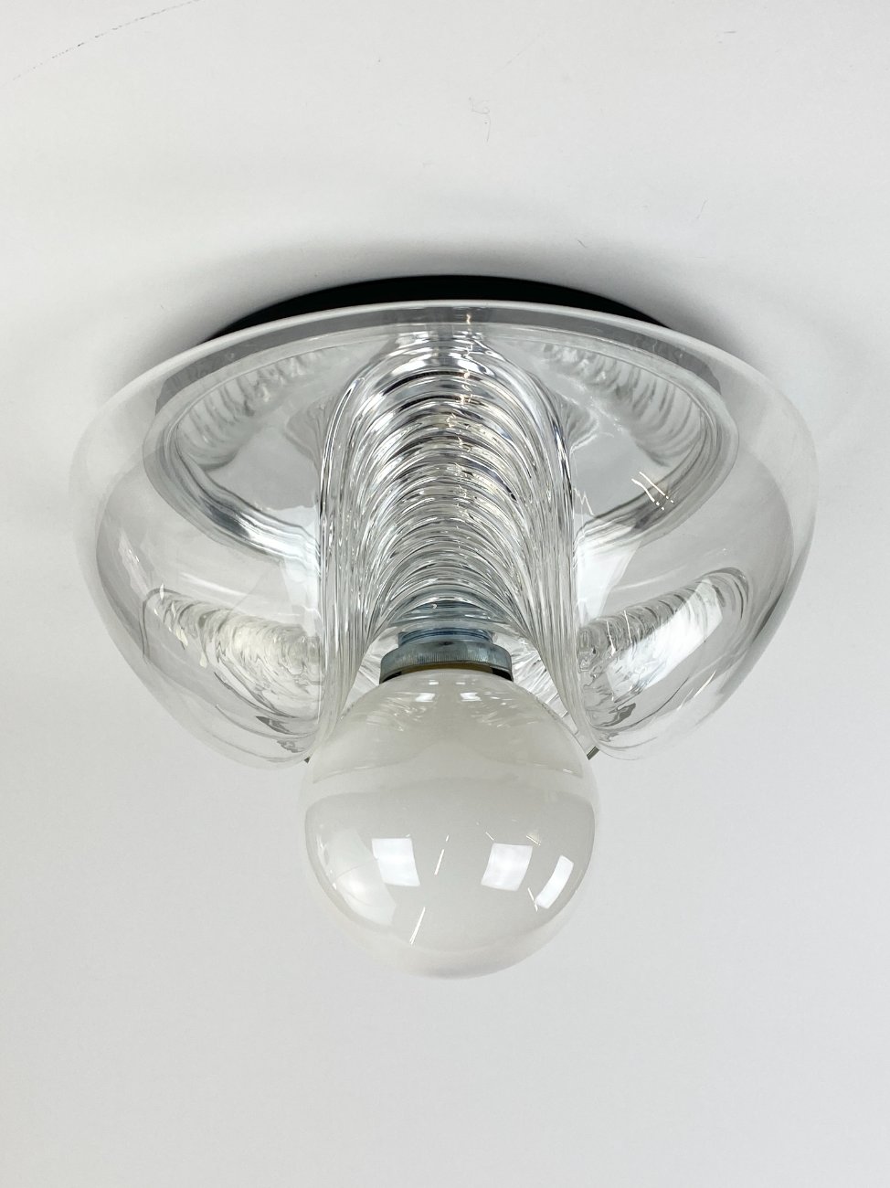 HN1548-pakabinami-sviestuvai-3 Mid Century Peill & Putzler pakabinamas šviestuvas “Wave” 33x33x16,5 cm