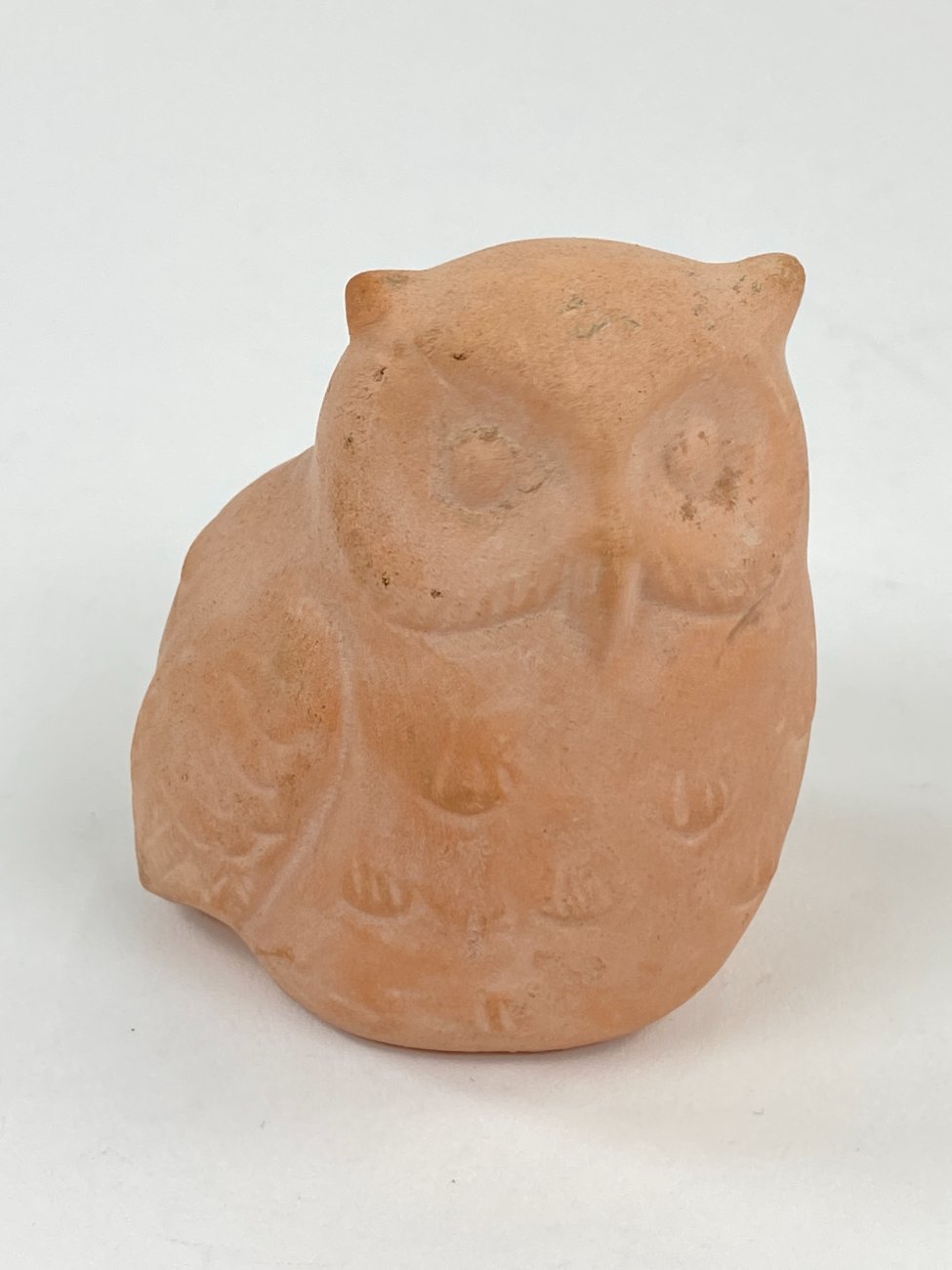 HN1551-keramikines-skulpturos-2 Molinė apuoko statulėlė 5,5×5,5×6 cm