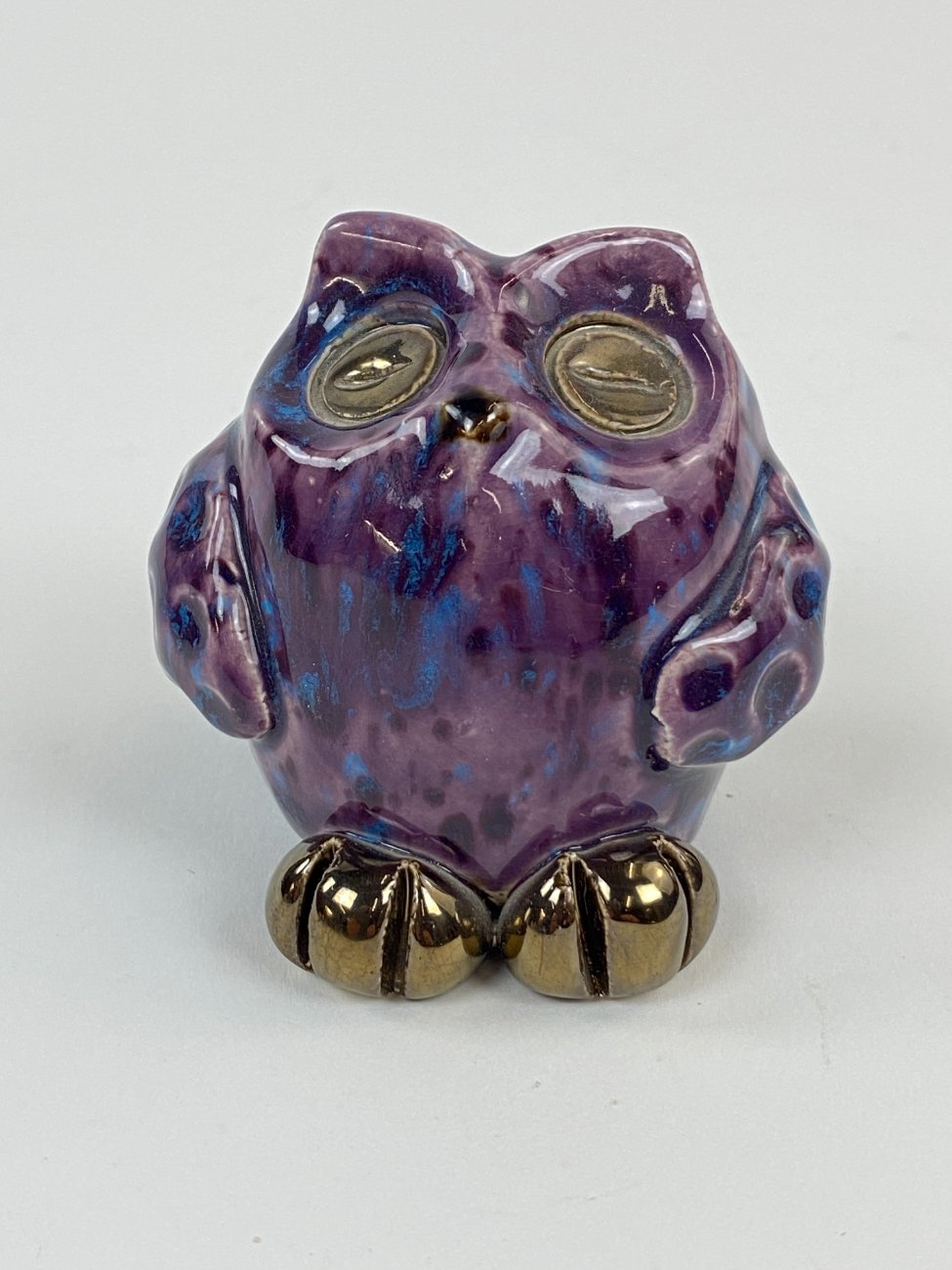 HN1555-keramikines-skulpturos-1 Molinė apuoko statulėlė 5,5×6,5×6 cm