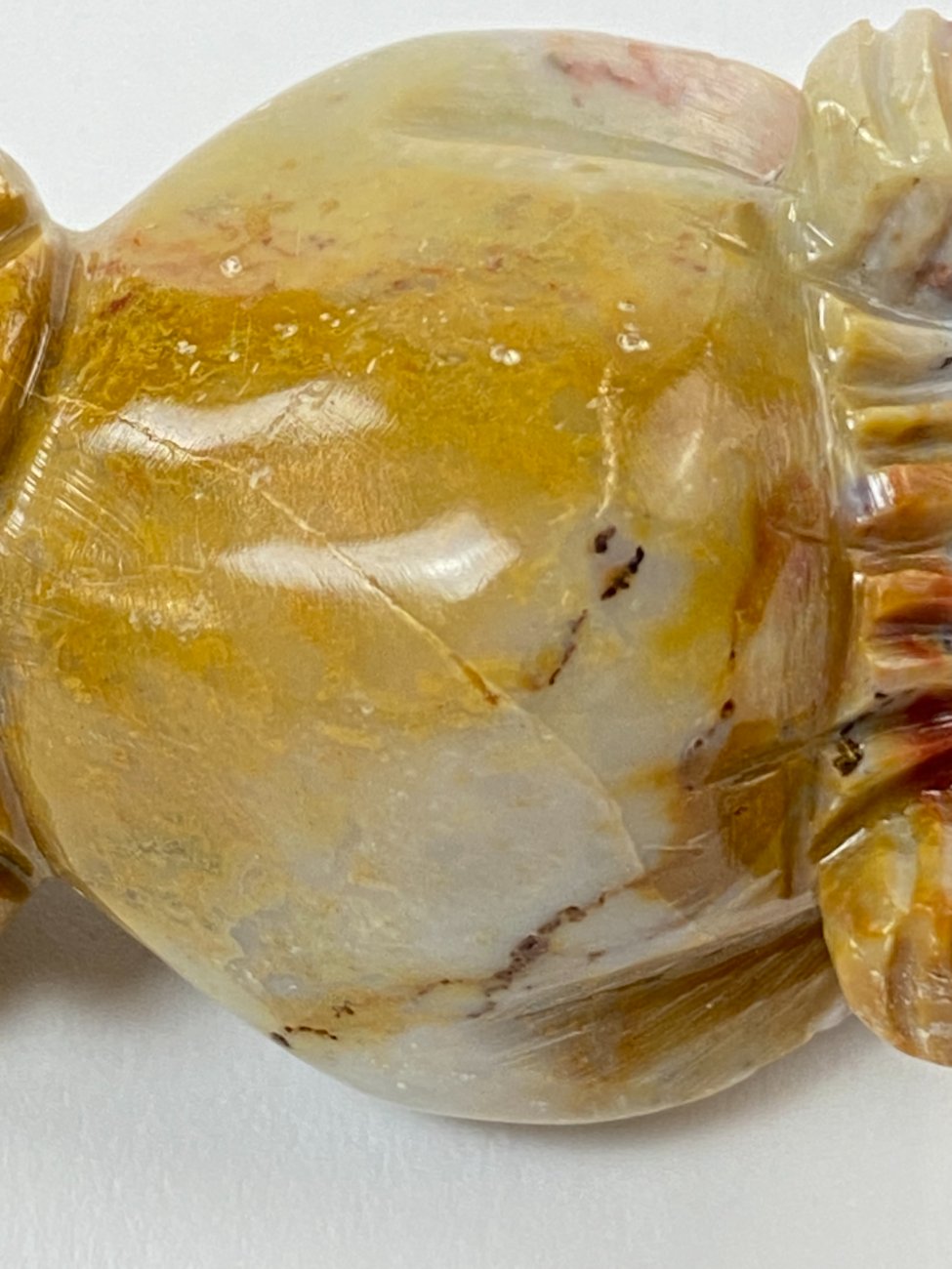 HN1559-kitokios-skulpturos-8 Apuoko statulėlė iš akmens 3,5×3,5×5 cm