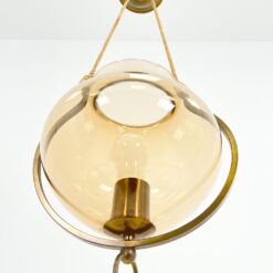 Pakabinamas žalvarinis šviestuvas stikliniu gaubtu (neveikia) 25x29x84 cm