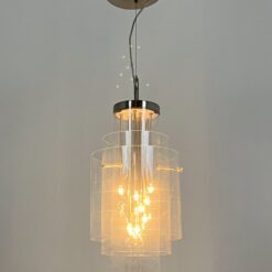 Pakabinamas IKEA Stöllet šviestuvas su plastiko gaubtu 21x21x86 cm