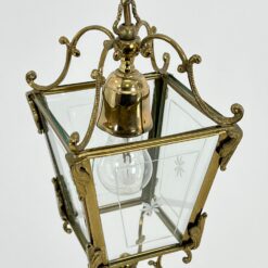 Pakabinamas žalvarinis žibintas 16x16x64 cm