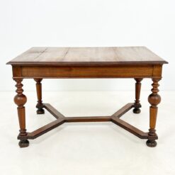 Ąžuolinis valgomojo stalas 95x127x77 cm