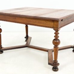 Ąžuolinis valgomojo stalas 95x127x77 cm