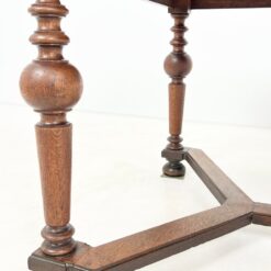 Ąžuolinis valgomojo stalas 95x127x77 cm