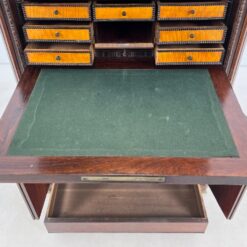 Raudonmedžio komoda – sekreteras 47x103x158 cm