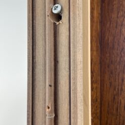 Dviejų stalčių ir praustuvų su maišytuvais vonios komoda su veidrodžiu 58x170x255 cm