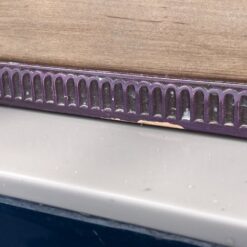 Dviejų stalčių ir praustuvų su maišytuvais vonios komoda su veidrodžiu 58x170x255 cm