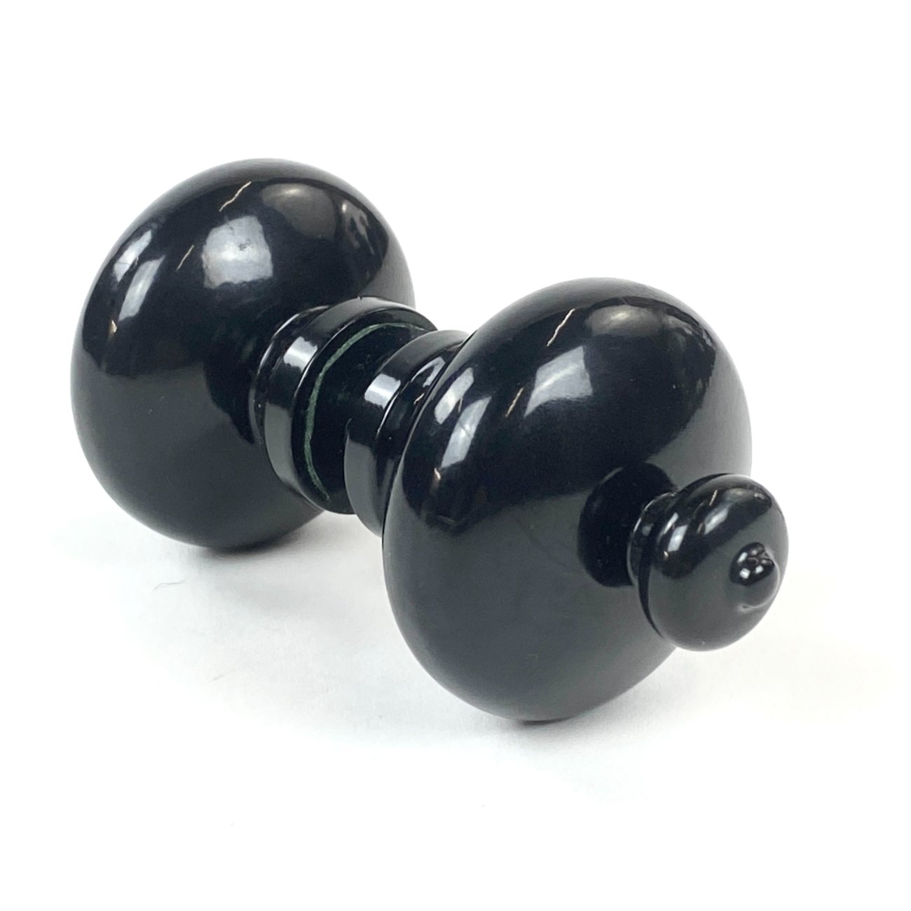 CY0403-raktai-spynos-uzraktai-0 Dvipusė metalinė juodos spalvos durų rankena 11x5x5 cm