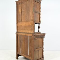 Drožinėtas ąžuolinis bufetas su vitražinėmis durelėmis 55×109,5×226 cm