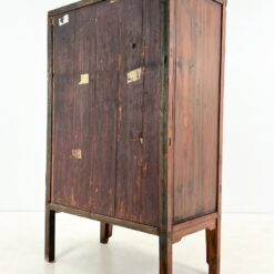 Rytietiška dviejų durų komoda 62x107x175 cm