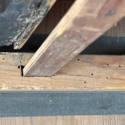 Rytietiška dviejų durų komoda 62x107x175 cm