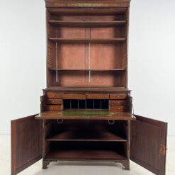 Angliško stiliaus raudonmedžio sekreteras su knygų lentyna 58x124x230 cm