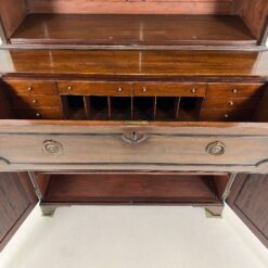 Angliško stiliaus raudonmedžio sekreteras su knygų lentyna 58x124x230 cm