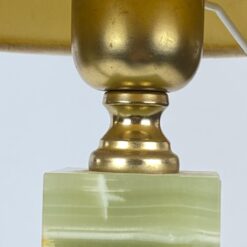 Staliniai šviestuvai iš onikso ir žalvario 2 vnt. komplektas 21x21x57,5 cm