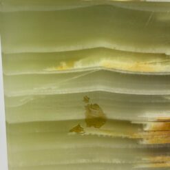 Staliniai šviestuvai iš onikso ir žalvario 2 vnt. komplektas 21x21x57,5 cm