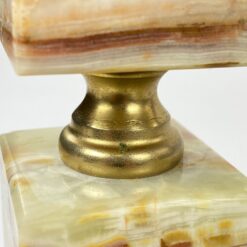 Staliniai šviestuvai iš onikso ir žalvario 2 vnt. komplektas 21x21x57,5 cm